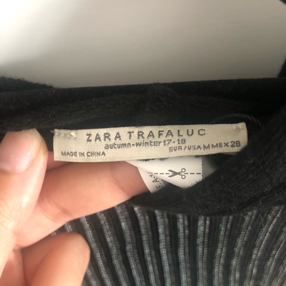 ZARA TRAFALUC HOODED PONCHO - Picture 5 of 5